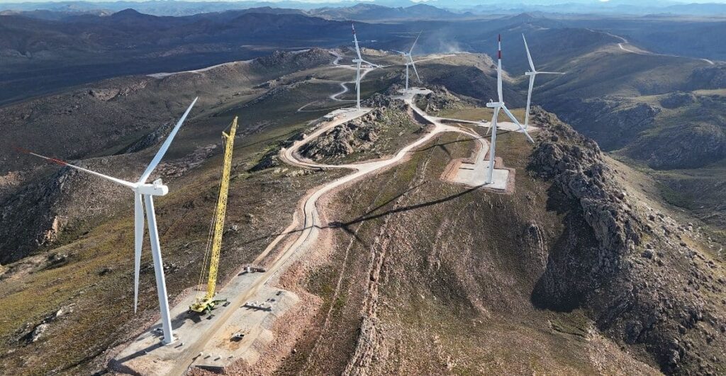 grúas en montaje aerogeneradores
